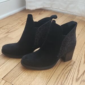Bos. & Co. Black Leopard Ankle Boots